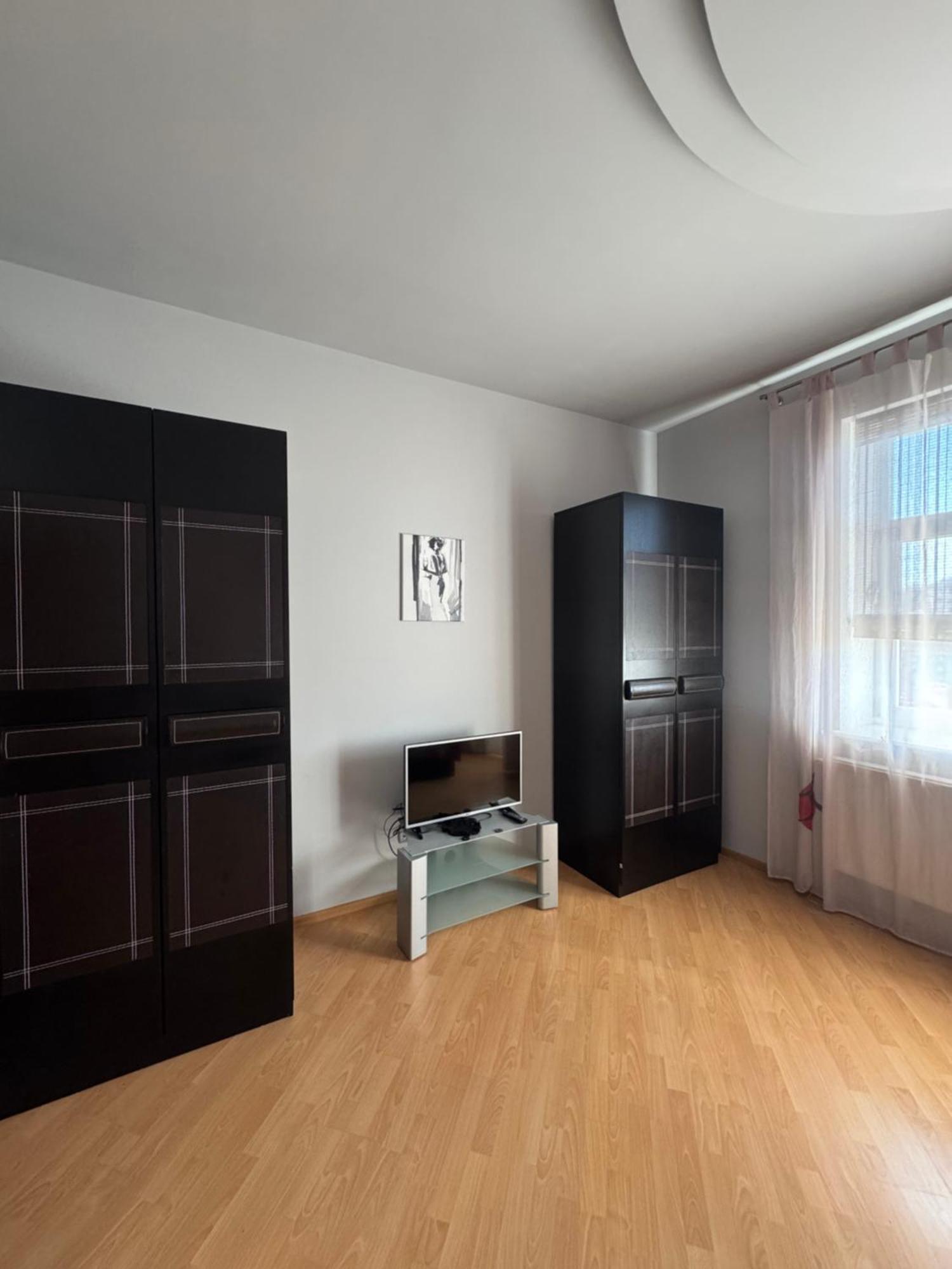 Modern Apartment On Mechnikova Street 18 ลวีฟ ภายนอก รูปภาพ