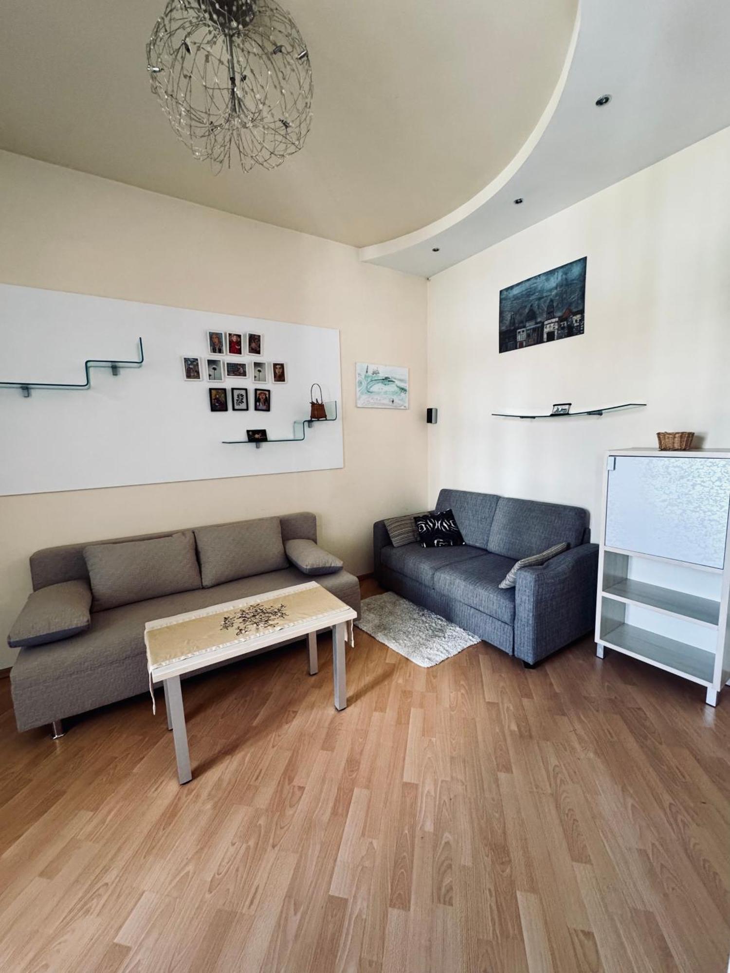 Modern Apartment On Mechnikova Street 18 ลวีฟ ภายนอก รูปภาพ
